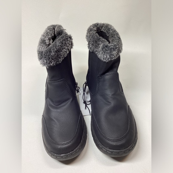 Khombu‎ Addison Black Faux Fur Lined Side  All Weather Boots Women's Size 7 - Picture 2 of 10